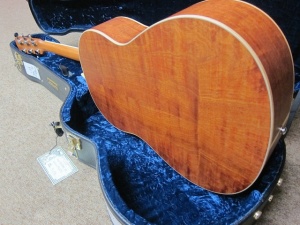 Larrivee Custom L-03, Quilted Mahogany/Cedar!