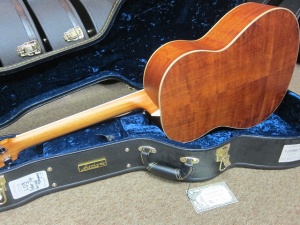 Larrivee Custom L-03, Quilted Mahogany/Cedar!